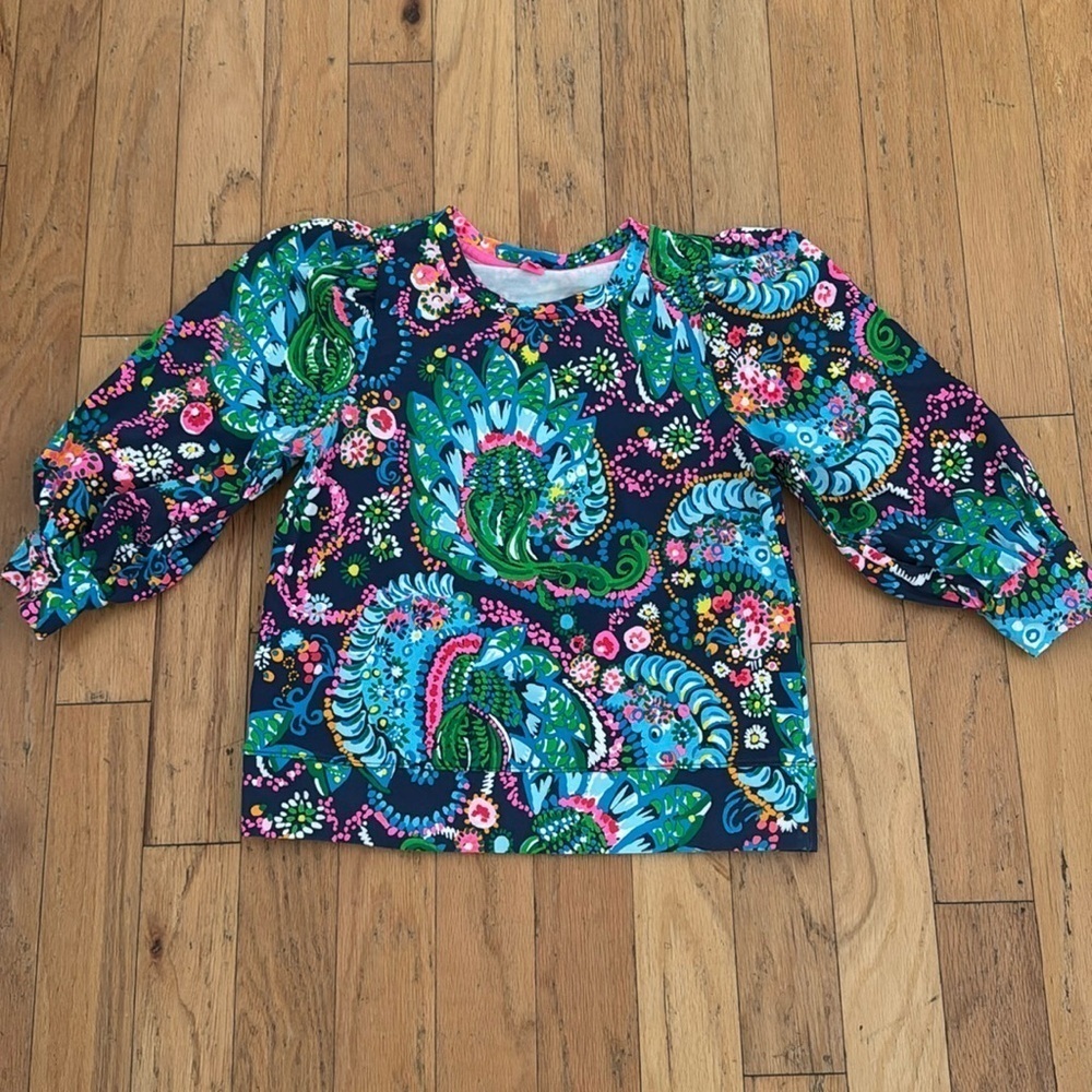 Lilly Pulitzer | pullover/sweatshirt | Crewneck | balloon sleeve | size XS